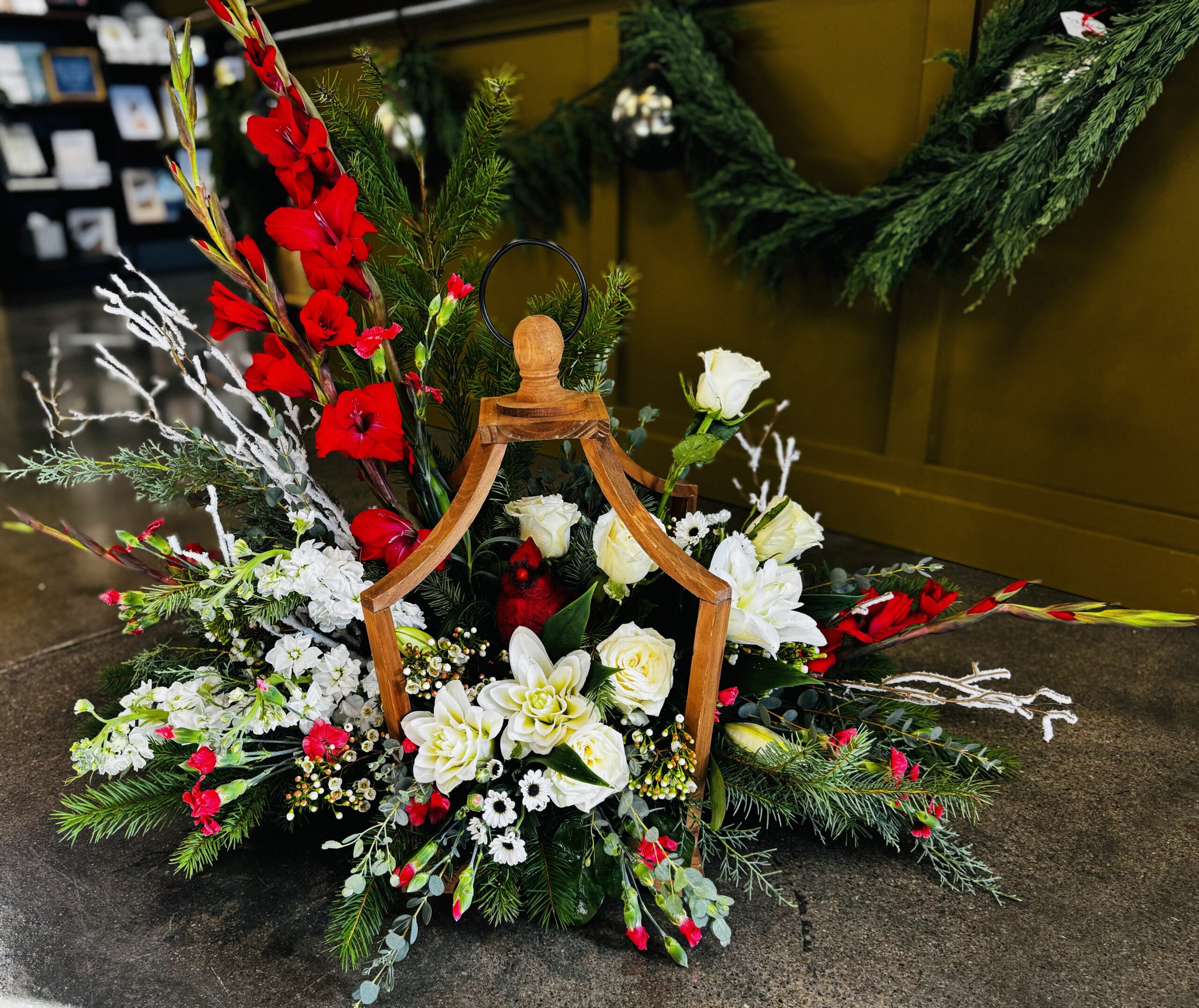 Deluxe Lantern Arrangements - Image 6